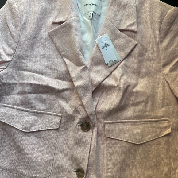 Banana Republic Factory Light Pink HERRINGBONE CROPPED BLAZER - Picture 2 of 4